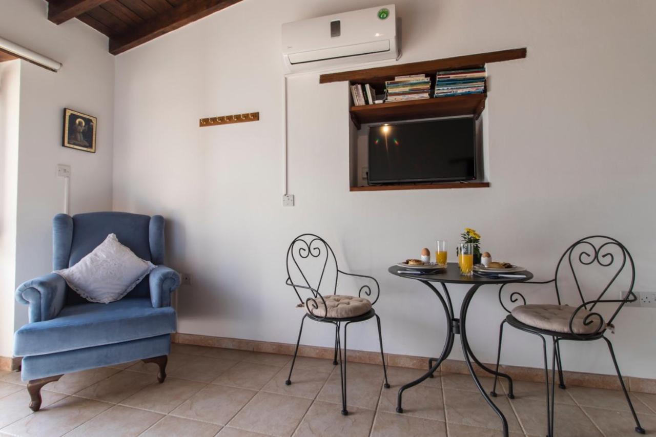 Samareitidos Light Cottage Anaphotia Exteriér fotografie